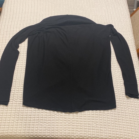 Lululemon Iconic Sweater Wrap - Picture 2 of 5